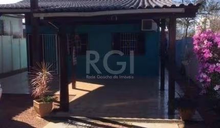 Casa para Venda - 100m², 3 dormitórios, sendo 2 suites, 3 vagas - Hípica