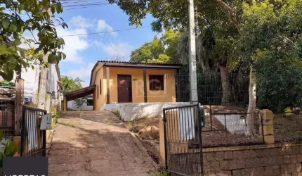 Casa para Venda - 80m², 2 dormitórios, 3 vagas - Belém Novo