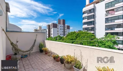 Cobertura 4 dormitórios à venda São João Porto Alegre/RS
