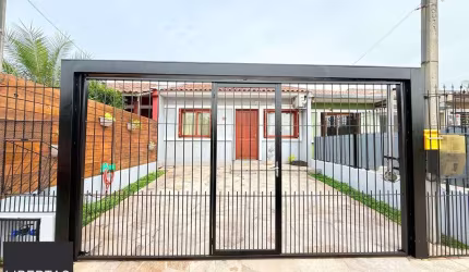 Casa no loteamento Moradas do Sul em frente a praça