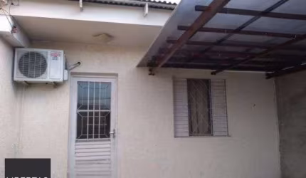 Casa no bairro Hípica - 3 dormitórios