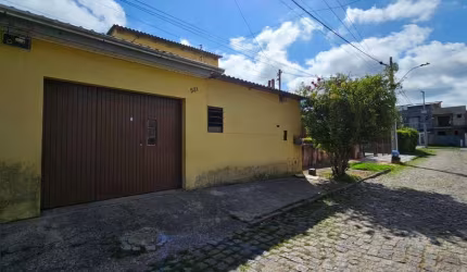 Casa no bairro Restinga - 3 dormitórios