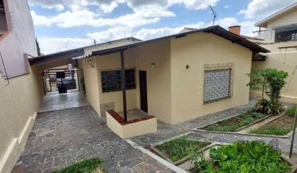 Casa com 3 dormitórios no bairro Sarandi