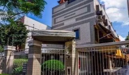 Casa condomínio no Menino Deus de 3 dormitórios e 2 vagas