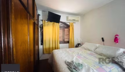 Casa 3 dormitórios à venda Tristeza Porto Alegre/RS