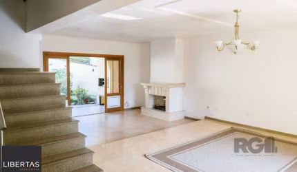 Casa 3 dormitórios à venda Chácara das Pedras Porto Alegre/RS