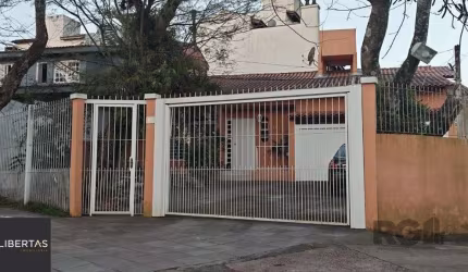 Casa 4 dormitórios à venda Vila Assunção Porto Alegre/RS
