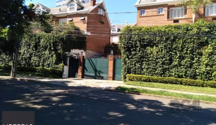 Casa em condomínio para vender, 222m², 3 dormitórios, Três Figueiras