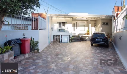 Casa 6 dormitórios à venda Cristal Porto Alegre/RS