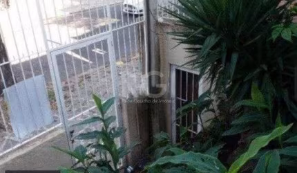 Casa para Venda - 253m², 3 dormitórios, sendo 1 suites, 1 vaga - Santana