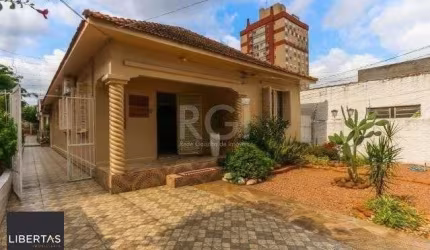 Casa para Venda - 160m², 3 dormitórios, 3 vagas - Partenon