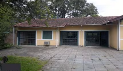 Casa para Venda - 260m², 3 dormitórios, 4 vagas - Aberta Dos Morros