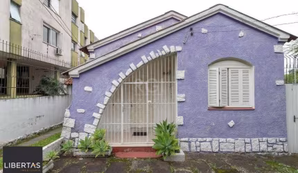 Casa para Venda - 0.01m², 5 dormitórios, 10 vagas - Petrópolis