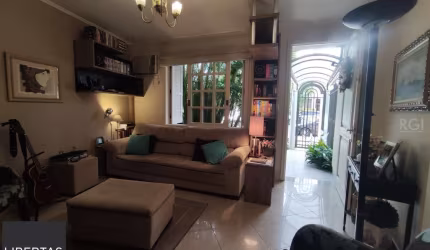Sobrado 3 dormitórios à venda São João Porto Alegre/RS