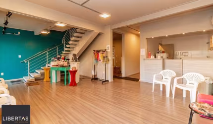 Casa Comercial para Venda - 193m², 0 dormitórios, Vila Ipiranga