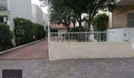 Casa para Venda - 435.6m², 2 dormitórios, 3 vagas - Cristo Redentor