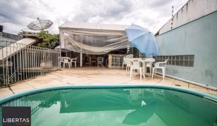 Casa para Venda - 169m², 3 dormitórios, sendo 1 suites, 4 vagas - Ipanema