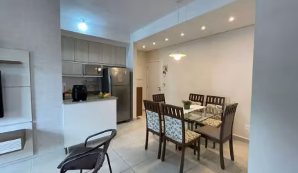 Apartamento mobiliado a poucos metros do Mar.