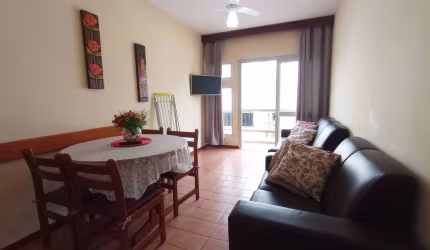 Apartamento á venda na Praia Grande.