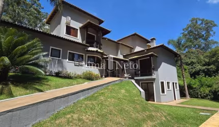 Casa em Condomínio, 370m², Piscina, Porteira Fechada, Serra dos Cristais