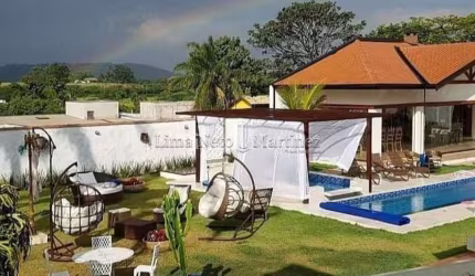 Casa 493 m2, 5 Dormitórios, 2 Suítes