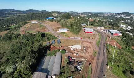 Terreno com 800 m² industrial/comercial localizado  no contorno viário