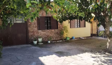 casa alvenaria no bairro Niterói canoas Rs