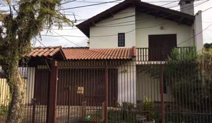 Sobrado na Rua Garibaldi Bairro Niterói Canoas RS