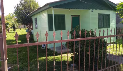 Casa Mista na Rua Minas Gerais Bairro Niterói Canoas RS