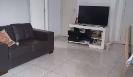 Casa de Alvenaria com 108,00 m²  Área Construída Rua Vereador Adão Santoss