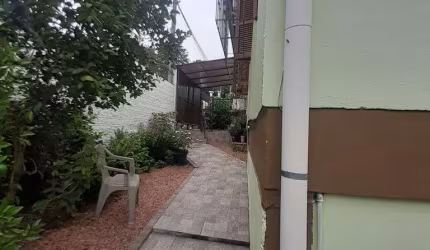 Sobrado Com 260M² 3 Dormitórios, Estrada Afonso Lourenço Mirante  Porto Alegre