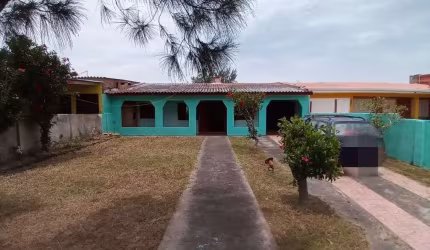 Casa de alvenaria no bairro Costa do Sol em Cidreira -RS