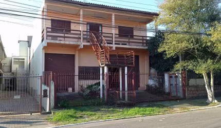 Sobrado com sala comercial no bairro São Luiz Canoas -RS