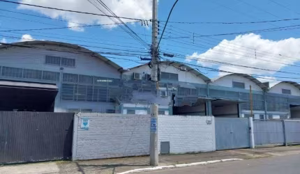 Pavilhões a venda localizados na Rua Conde de Porto Alegre no Bairro Niterói.