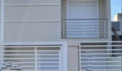 Sobrado 3 Dormitórios á venda no bairro Fátima - Canoas
