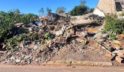 Terreno á venda com 200 m² , bairro Olaria - Canoas