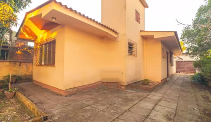 Casa Alvenaria 3 Dormitorios 97,00m² Terreno 825,00m² Bairro Niteroi Canoas