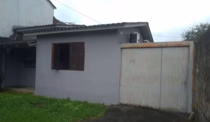 Casa á venda 2 quartos com 80 m2 no bairro Guajuviras - Canoas