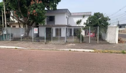 Sobrado com 221,00m² de Área Privativa com 4 Dormitorios Bairro Niteroi Canoas