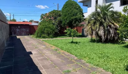 Sobrado 2 Dormitórios Localizado na Rua Prudente de Moraes Niteroi Canoas - RS.