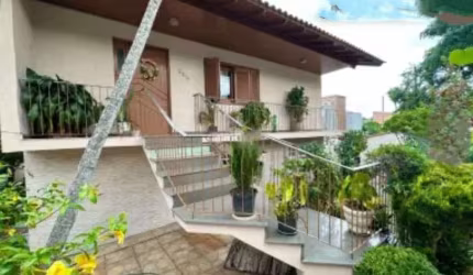 Sobrado Tríplex no bairro Olaria em Canoas Rs