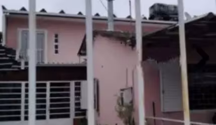 casa alvenaria no bairro Guajuviras Canoas