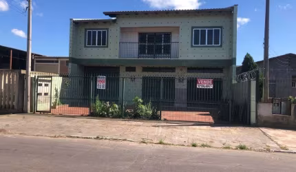 Excelente Sobrado na Rua Irai no Bairro Niterói em Canoas - RS