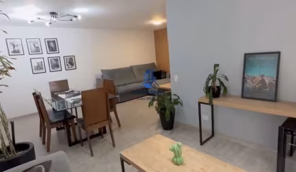 CONDOMÍNIO FEHCADO NO AGUA VERDE - Apartamento Alto Padrão mobiliado com 114 m² uteis bem distribuídos  e iluminados, conta com 3 quartos, sendo uma suíte, 1 vaga no bairro Agua Verde, por apenas R$94