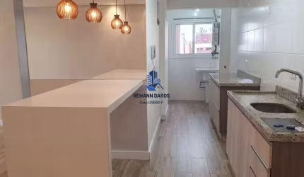 APARTAMENTO CAPÃO RASO CURITIBA PARANÁ - Vende-se lindo apartamento de 70m² em condomínio clube, sacada com vista livre em andar alto no bairro Capão Raso Curitiba, Paraná