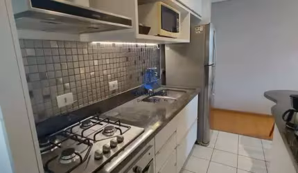 APARTAMENTO EM CONDOMÍNIO CLUBE DE 3 QUARTOS E UMA SUÍTE SEMI MOBILIADO NO BAIRRO CAPÁO RASO