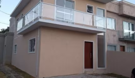 SOBRADO EM CONDOMINIO FECHADO NO PINHEIRINHO - SOBRADO EM CONDOMINIO FECHADO NO PINHEIRINHO