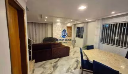 Vende-se lindo Sobrado Triplex com 4 quartos no Sítio Cercado – Excelente Oportunidade de Compra em Localização Comercial Privilegiada!
