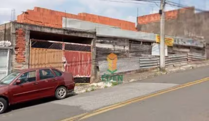 Terreno com 608 metros quadrados, 2 salões, 2 banheiros, à Venda na Rua Francisco Loureiro, Jardim Hungares, Sorocaba/SP