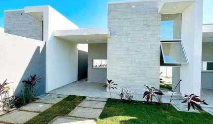 Casas planas com excelente espaço e acabamento no Eusébio! Próximo a CE-010 e Washington Soares.